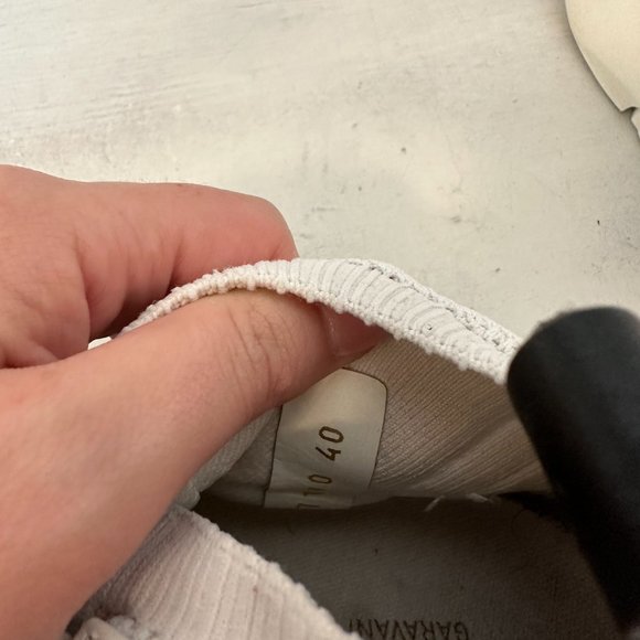 Valentino Garavani Lace-up Sneakers Sz 40 White Beige Suede Rubber Shoes - Picture 5 of 13